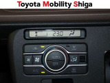 お好み温度に設定すると自動で調整してくれるオ-トエアコン装着車です。