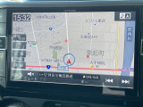 ●ナビ:一体感のあるナビは、高級感ある車内を演出してくれます。オーディオ機能も充実しておりますので、運転もより楽しめます♪