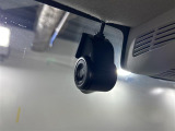 【ドライブレコーダー】映像・音声などの運転中の記録を残します。事故などを起こした起こされた時の証拠になりえますので、もしも時でも安心ですね。