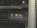 接続可能なAUX、USB端子付き!