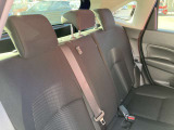 後部座席です。綺麗・清潔に仕上げております。内装の綺麗なお車は気持ちが良いですし、コンディションのいい車が多いです。