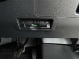 ETC!料金所も止まる事無くスイスイです!窓を開ける必要も無いので雨や花粉、排気ガスの浸入もありません!今や必需品ですネ!