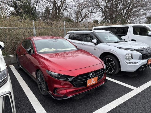MAZDA3ファストバック 1.8 XD バーガンディ セレクション 禁煙車 ワンオーナー BOSE...