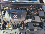 「SKYACTIV-G(ガソリン)」は、規格外の高圧縮を実現し、世界のエンジン技術者に驚きを与えました。さらに、それを維持したままノッキングの発生を抑え、熱効率を向上、走りにも寄与したエンジンです。