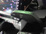 【Audiが2度認めたAudi】 Audi認定中古車は、Audi認定資格を有するAudi専門メカニックが、専用テスター・専用ツールを用いて、100項目にもおよぶ厳しい基準の点検を実施しています。