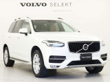 「VOLVO SELEKT CAR]は車歴や走行距離、さらに内外装・機関において、厳格な基準をクリアしたボルボ認定中古車です。
