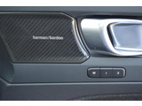 Harman/Kardonスピーカーを標準装備。上質な音質をお楽しみいただけます。