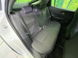 後部座席も気になるようなキズ・汚れやへたり等、大きなダメージはなく、良好な状態です。