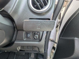 運転席のドリンクホルダーです。