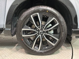 ご納車までの期間ですが、県内のお客様は1,2週間、県外のお客様は2,3週間ほどでご納車が可能となります。但し、お支払いや書類の状況によっては多少の前後もありますので、その際には何卒ご了承下さい。
