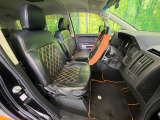 運転席シート廻りは使用感も少なく、良好な状態となっています。丁寧に使われていたことがよくわかりますね。