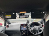 車内も広々としており、落ち着いた配色のインテリアで上質な空間となっております☆