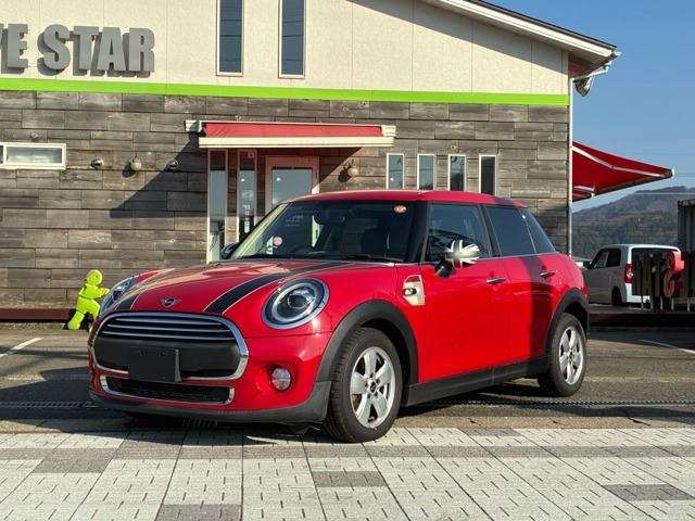 ミニ  ヴィクトリア 5ドア DCT