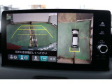 バックカメラを搭載しておりガイドラインも表示されますので車庫入れも安心ですね♪