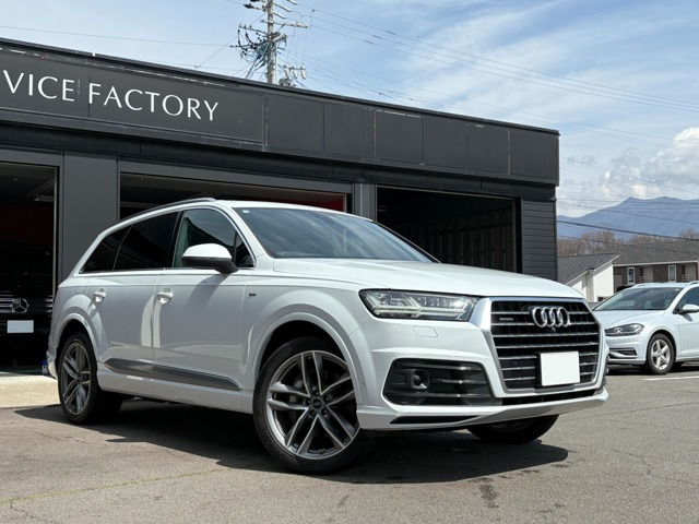 Q7 3.0 TFSI クワトロ Sラインパッケージ 4WD 