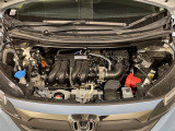 【エンジンルーム】エンジンの調子は良好です!ご納車前にはしっかりとオイル交換・その他油種類の点検補充をさせて頂きます。また、ガリバーでは修復歴のある車は販売いたしません。