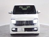 LEDヘッドライトが装備されています.。より明るく!省電力!で、夜間走行時や雨の日に明るく安全に前方を照らすことが出来ます。対向車からも見えやすいので相手に接近を知らせることも出来ます。