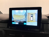 【バックカメラ】リバースにするだけで映ります、後方の安全確認や、狭い駐車場での車庫入れ、雨の日や夜間など視界の悪い時に便利です!安全にバックする為には欠かせない装備です。