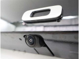 バックカメラが付いているので後方確認が非常にしやすいです。今や運転初心者も熟練者も必須装備!ついていて損はないですね♪