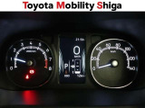 昼でも見やすいシンプルなメーターパネルです。