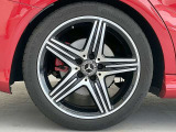 ■純正18inアルミホイール/輸入車専門・国産車専門・バイク専門メカニックも在中しておりますので、整備だけでも依頼したいというお客様へのニーズもお答えいたします!
