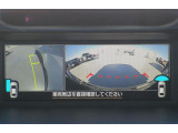 フロント及びサイドカメラからの情報はマルチファンクションディスプレイに映し出すことができます!