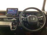 ホンダ純正メモリーナビ搭載ですので、遠距離へのお出かけもお任せ下さい。