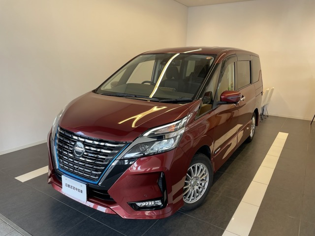 セレナ 1.2 e-POWER ハイウェイスターV 