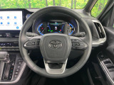 【純正革巻きステアリング】上質な革を使用することで、手にしっかり馴染みとても運転しやすいハンドルです♪