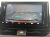 バックガイドモニターで、後方を確認しながら安心して駐車することができます。運転初心者も熟練者も必須の機能ですよ!
