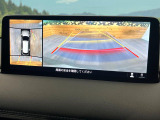 【360&deg;ビューモニター】専用のカメラにより、上から見下ろしたような視点で360度クルマの周囲を確認することができます☆死角部分も確認しやすく、狭い場所での切り返しや駐車もスムーズに行えます。