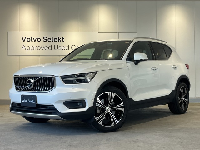 XC40 B4 AWD インスクリプション 4WD 