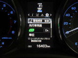 車線逸脱警報装置を装備しております。
