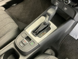 発進時から滑らかに加速する無段階変速のCVTはストップ&ゴーの多い街の中も快適です