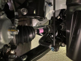 お車を安心してお乗りいただく為には、足回りの定期点検が欠かせません。サービスサポート(有償保証)では無料点検もご提供しており、安心のカーライフをお過ごしいただけるサポート体制が整っています。