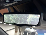 【デジタルインナーミラー】カメラが撮影した車両後方の映像をルームミラー内に表示。クリアな視界で状況の確認が可能です!※ドラレコ機能ご利用には別途SDカードをご用意いただく場合があります。