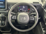 ステアリングも使用感が少なく、きれいな状態となっております♪