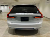 リアビューもVOLVOと直ぐに分かるテールデザイン!