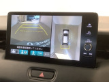 全方位モニターがついています! 車の周囲を360&deg;安全確認できるので、普段の駐車はもちろんの事、縦列駐車や幅寄せの際にも活躍してくれますよ。
