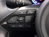 ステアリングスイッチ装備!運転しながら手元でオーディオの操作などができます。