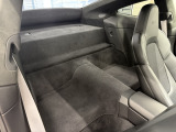 ご納車後は最寄りのポルシェセンターにてメンテナンス、保証をお受けいただけます。