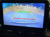 【バックカメラ】駐車時に後方がリアルタイム映像で確認できます。大型商業施設や立体駐車場での駐車時や、夜間のバック時に大活躍!運転スキルに関わらず、今や必須となった装備のひとつです!