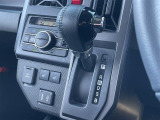 【 シフト 】スムーズなシフトチェンジで快適にお車を操縦していただけます!//