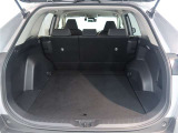 広々としたラゲージスペースを備えています。大きなものや長さのある荷物もしっかりと積み込めます。