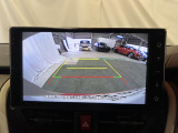 見えづらい車体後方部を映像で映し出してしっかりサポート!難しいバック駐車も安心です♪