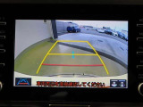 バックガイドモニターで、後方を確認しながら安心して駐車することができます。運転初心者も熟練者も必須の機能ですよ!