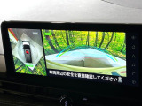 【アラウンドビューモニター】専用のカメラにより、上から見下ろしたような視点で360度クルマの周囲を確認することができます☆死角部分も確認しやすく、狭い場所での切り返しや駐車もスムーズに行えます。