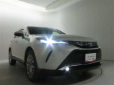高輝度で点灯速度が速く、しかも消費電力の少ないLEDヘッドライトが装備されています!LEDの明るい光が走行中の視界の確保をサポートして、夜のドライブがより楽しく安全に運転できます♪