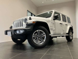 1941年に誕生した初代モデルよりそのDNAを脈々と受け継いできたJeepブランドの象徴。11年ぶりにフルモデルチェンジをして全身が進化したが伝統は継承しています。