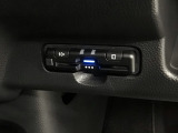 いまや快適なカーライフに欠かせないETCが付いています。